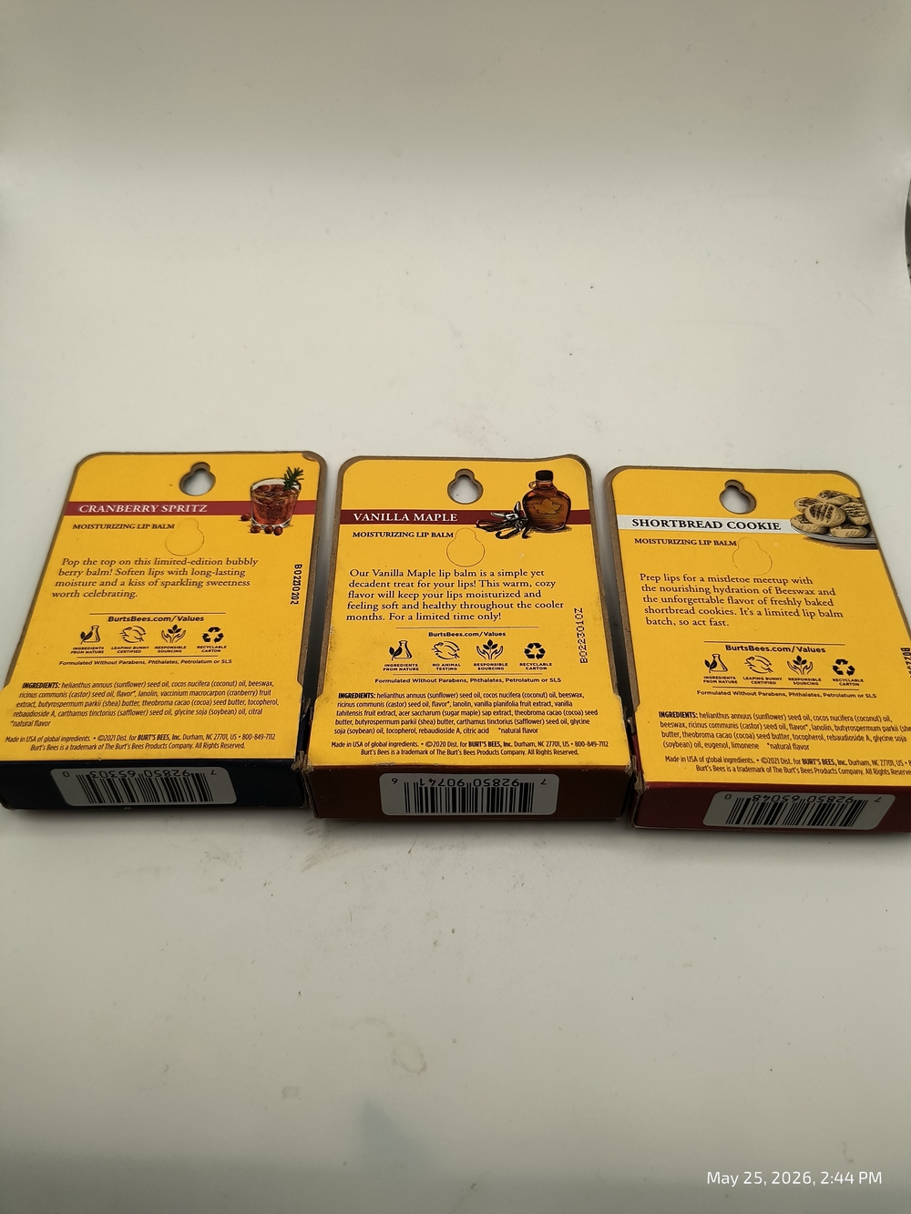 Burt's Bees Limited Edition Lip Balm Vanilla Maple Shortbread Cookie Cranberry - Picture 4 of 7